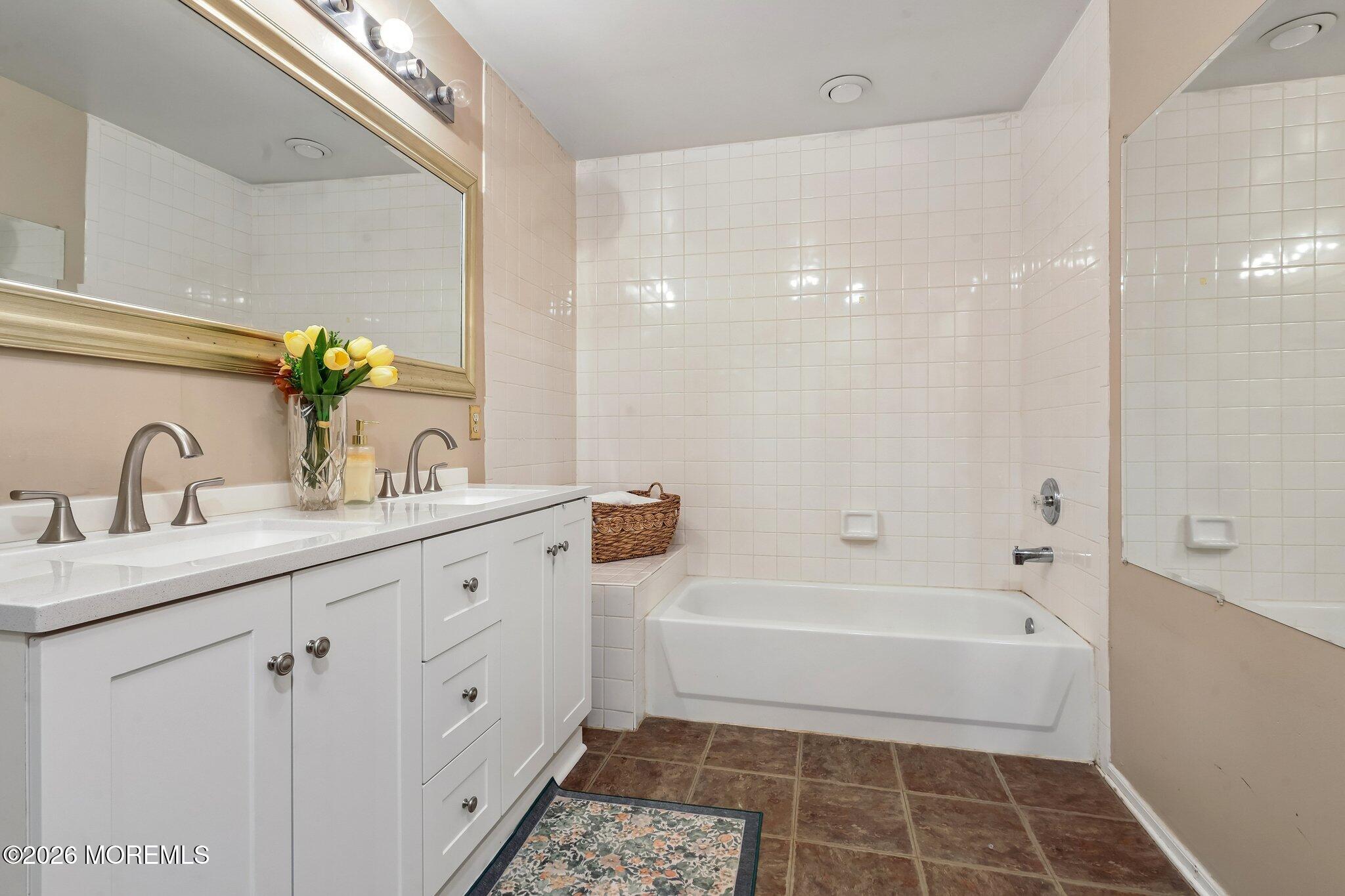 3 Letts Court Sayreville Boro NJ 08872