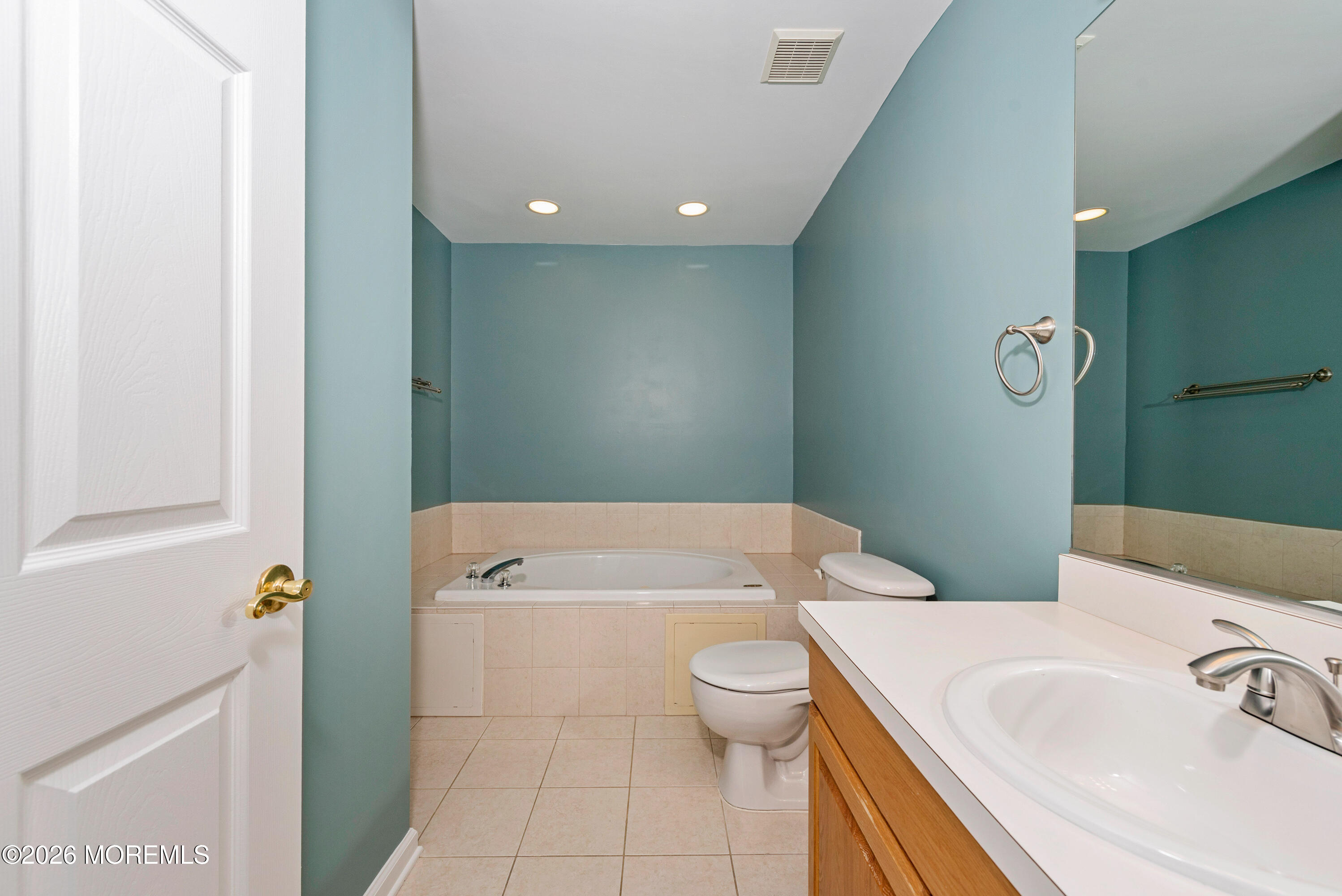 46 Buford Court Tinton Falls NJ 07753