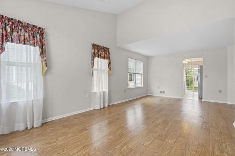 22 Arthur Court Jackson NJ 08527