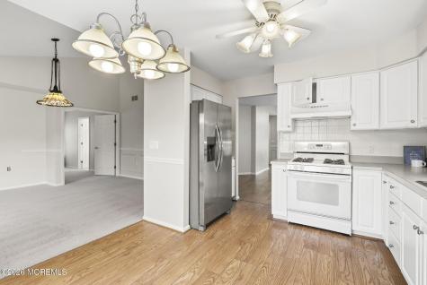 22 Arthur Court Jackson NJ 08527