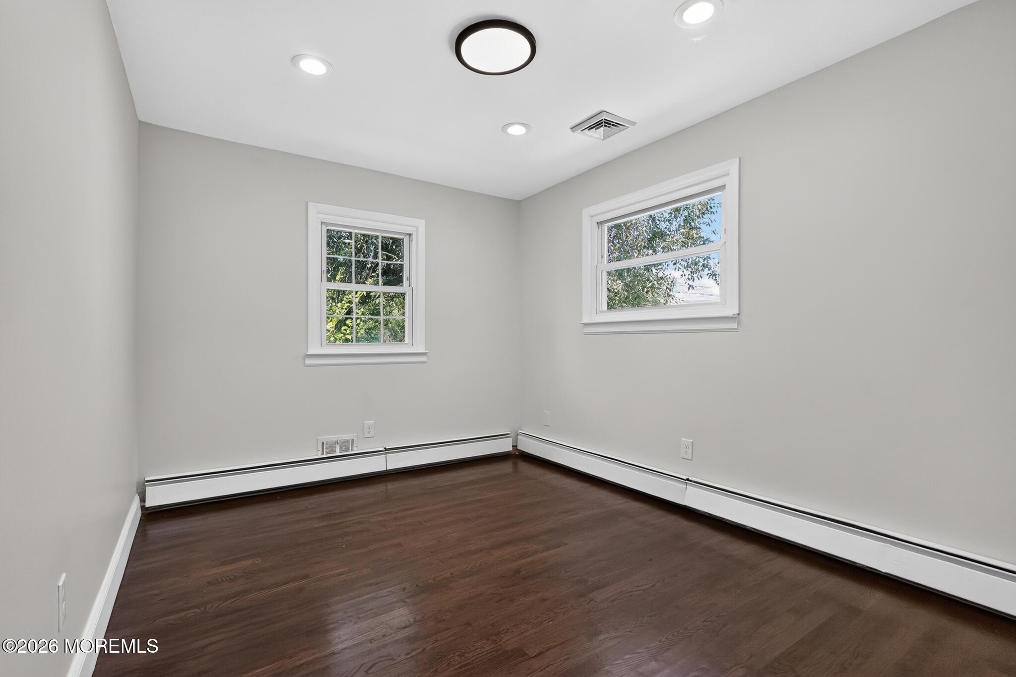 877 Egret Drive Toms River NJ 08753
