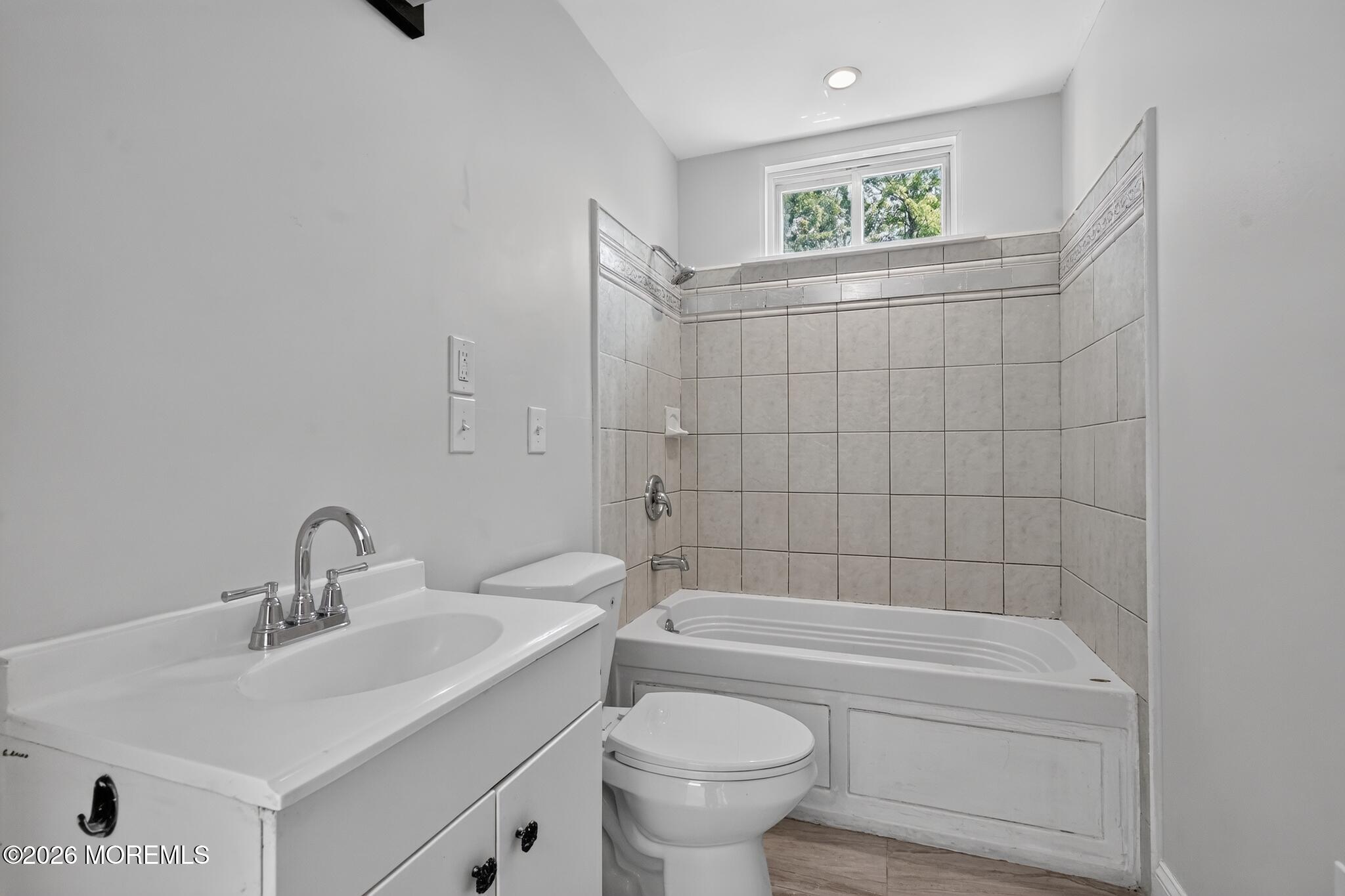 877 Egret Drive Toms River NJ 08753