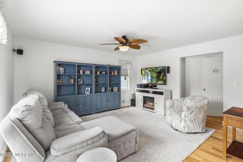 981 Feathertree Drive Toms River NJ 08753
