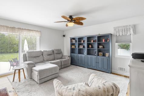 981 Feathertree Drive Toms River NJ 08753