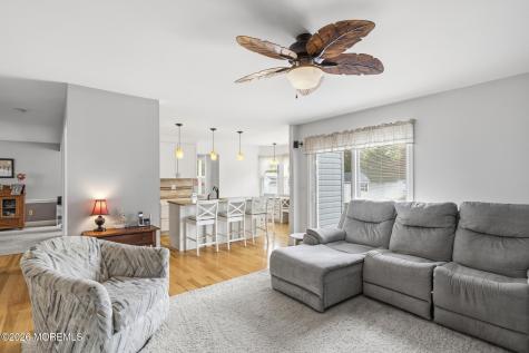 981 Feathertree Drive Toms River NJ 08753