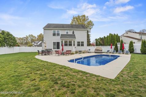 981 Feathertree Drive Toms River NJ 08753