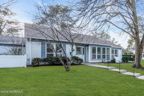 713B Wooton Court Manchester NJ 08759