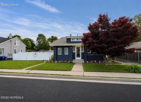 105 Hudson Avenue North Middletown NJ 07748