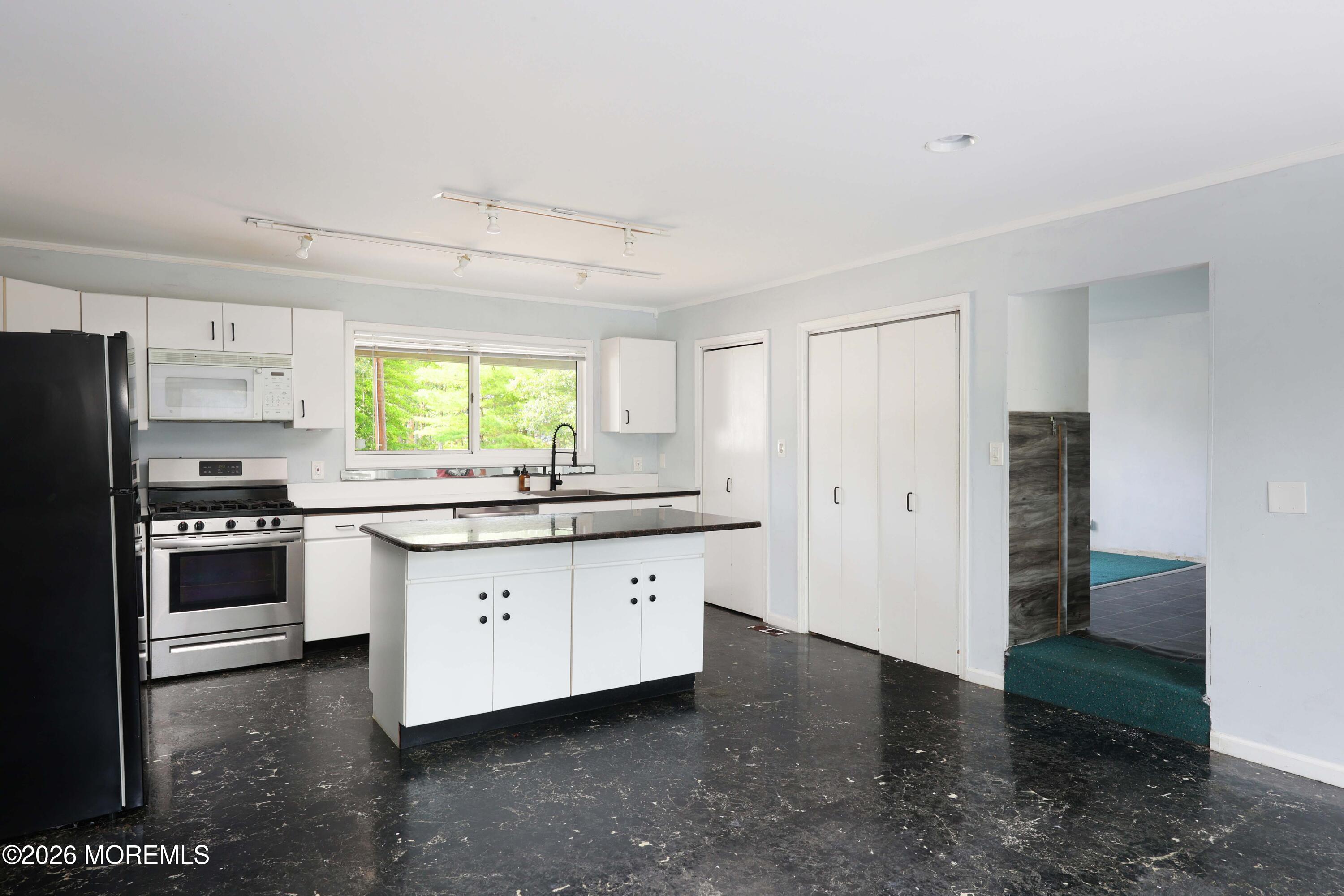 2 Jane Avenue Bayville NJ 08721