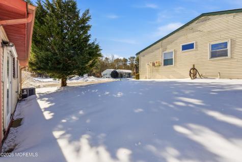 91 Westport Drive Whiting NJ 08759