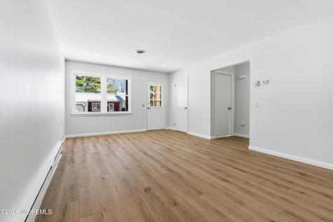 91 Westport Drive Whiting NJ 08759