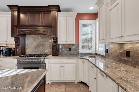 20 Coleridge Drive Marlboro NJ 07746