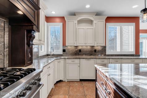 20 Coleridge Drive Marlboro NJ 07746