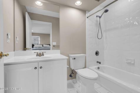 20 Coleridge Drive Marlboro NJ 07746
