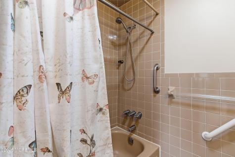 55 Woodstock Drive Toms River NJ 08757