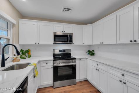 598B Lake Point Drive Lakewood NJ 08701