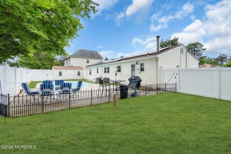 816 6th Avenue Toms River NJ 08757