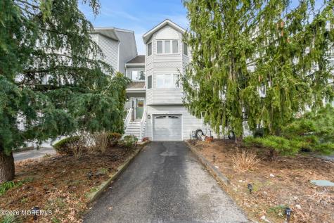 392 Begonia Court Toms River NJ 08753