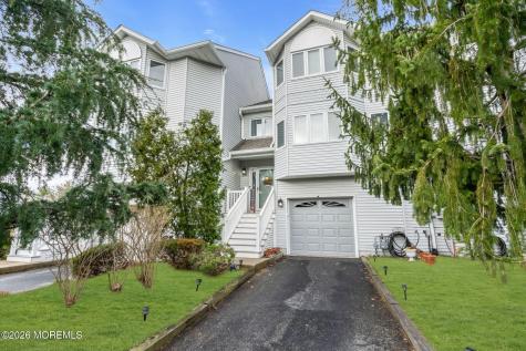 392 Begonia Court Toms River NJ 08753