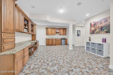 64 Monkton Road Manalapan NJ 07726