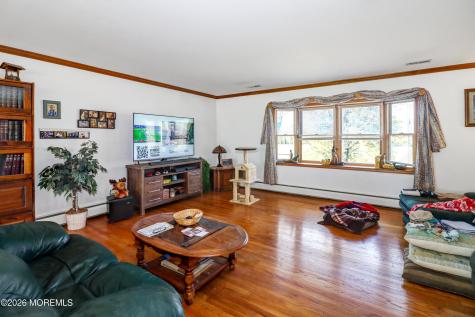 170-174 W Millstream Road Cream Ridge NJ 08514