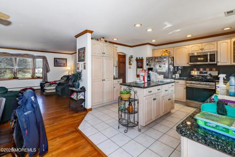 170-174 W Millstream Road Cream Ridge NJ 08514