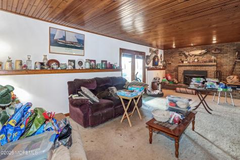 170-174 W Millstream Road Cream Ridge NJ 08514