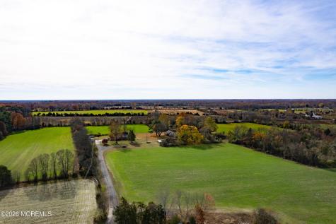170-174 W Millstream Road Cream Ridge NJ 08514
