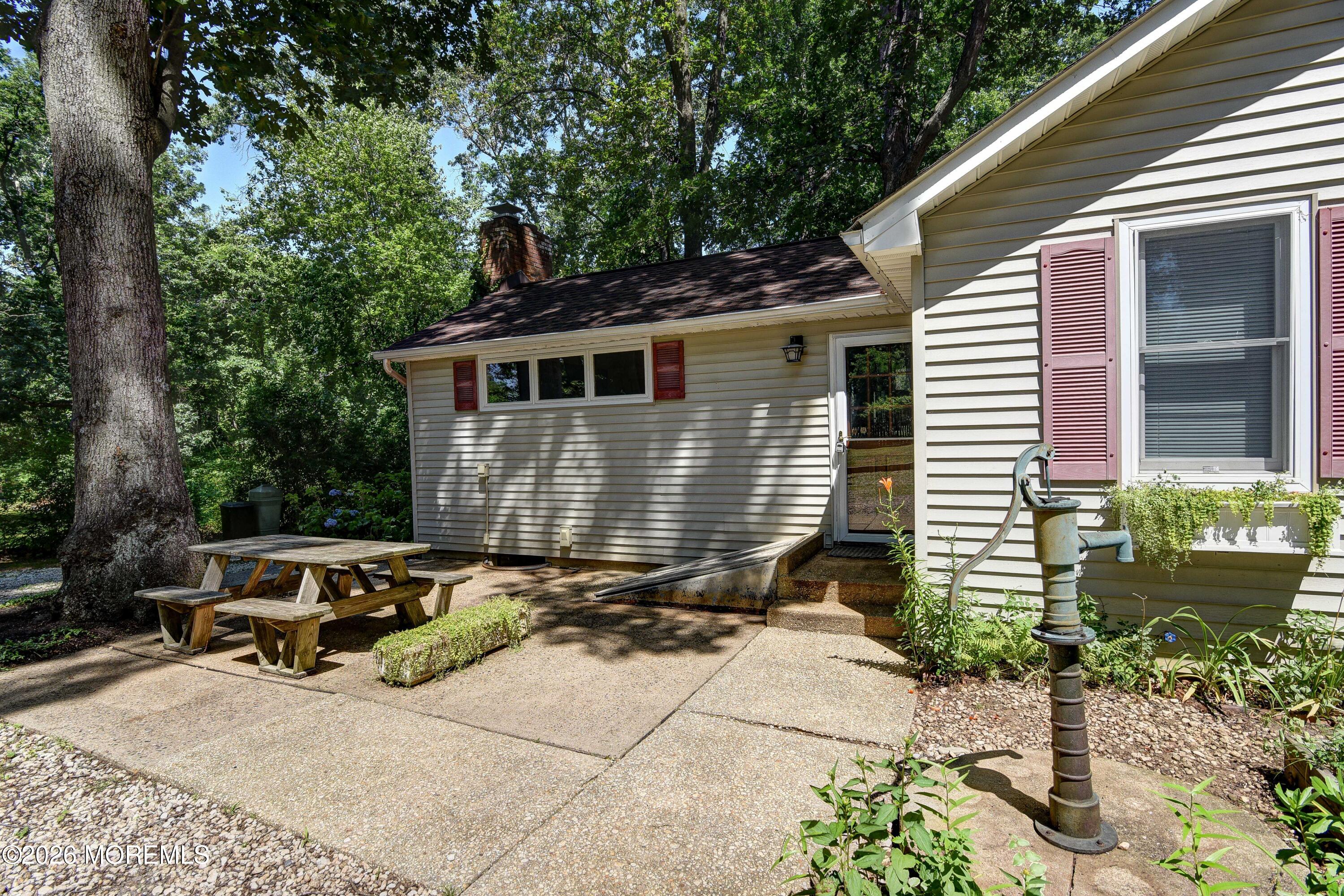 15 La Valley Drive Manalapan NJ 07726
