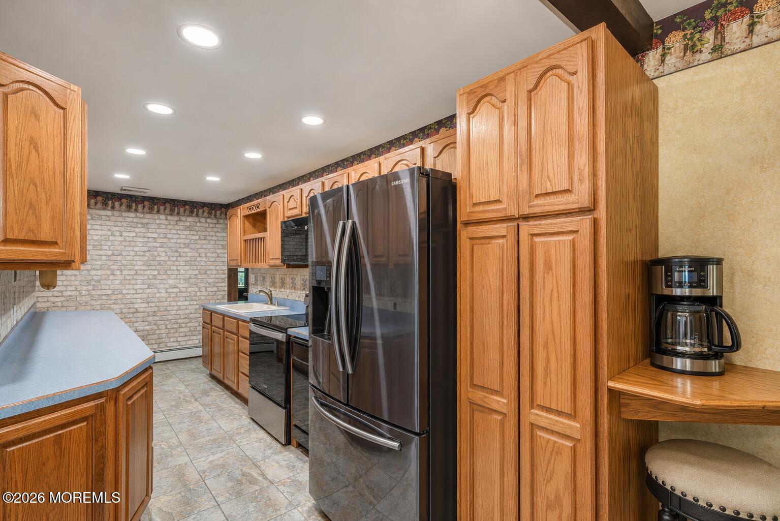 15 La Valley Drive Manalapan NJ 07726