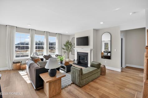 8 E Garfield Avenue Atlantic Highlands NJ 07716