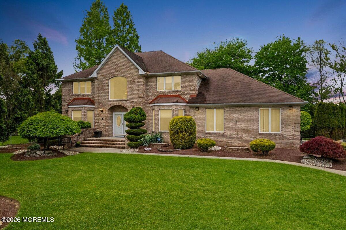 5 Martin Court Manalapan NJ 07726