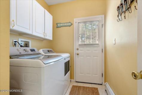 5 Martin Court Manalapan NJ 07726