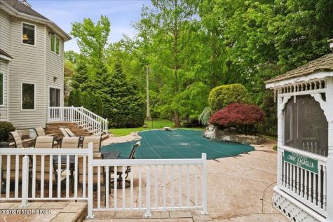 5 Martin Court Manalapan NJ 07726
