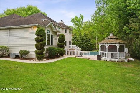 5 Martin Court Manalapan NJ 07726