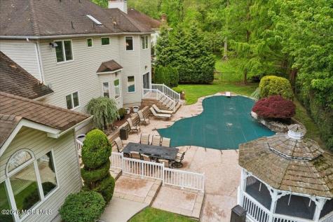 5 Martin Court Manalapan NJ 07726