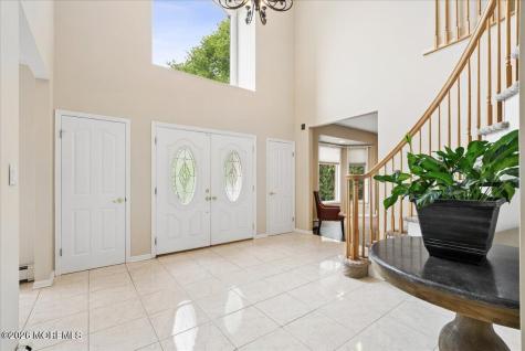 5 Martin Court Manalapan NJ 07726
