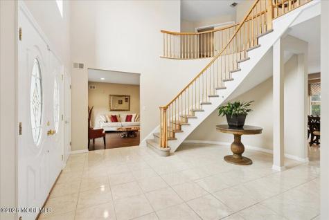 5 Martin Court Manalapan NJ 07726