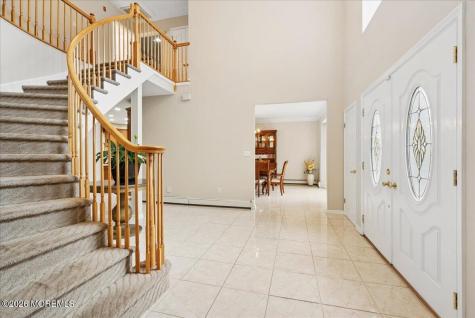 5 Martin Court Manalapan NJ 07726