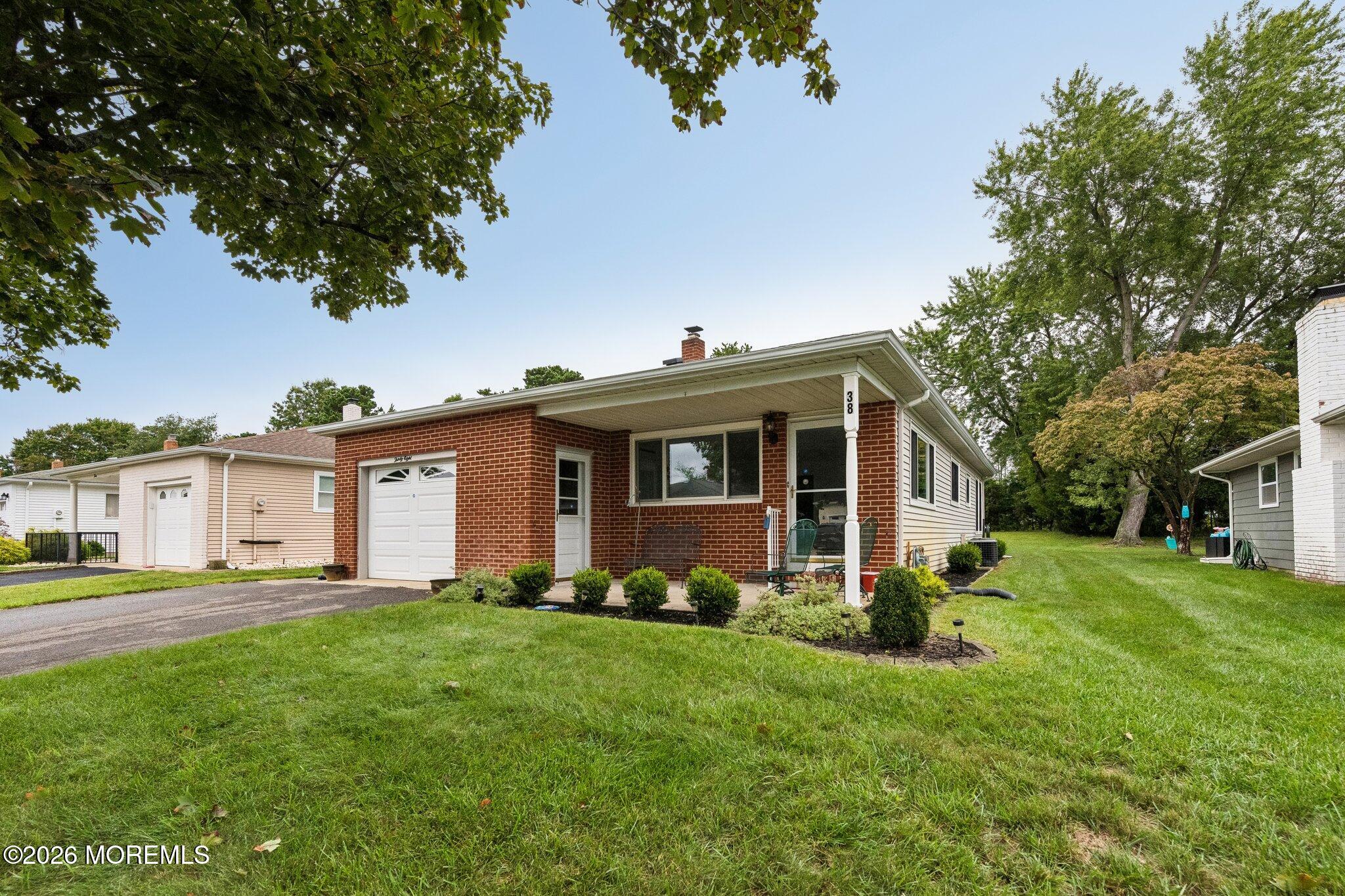 38 Biabou Drive Toms River NJ 08757