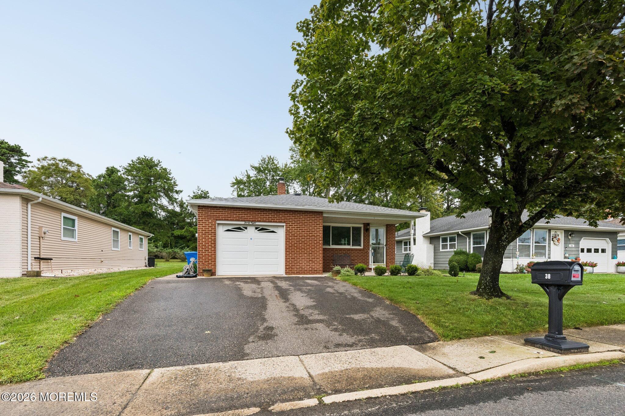 38 Biabou Drive Toms River NJ 08757
