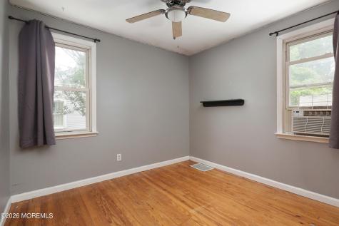 263 Elizabeth Avenue Paulsboro NJ 08066