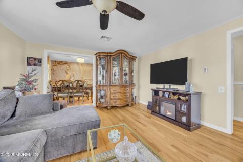 238 Mystic Lane Monroe NJ 08831