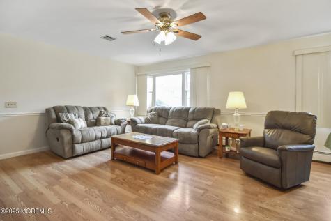 6 Villa Bella Court Toms River NJ 08757