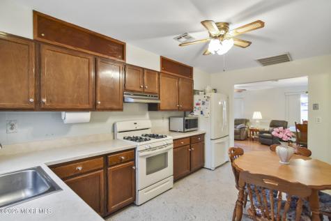 6 Villa Bella Court Toms River NJ 08757