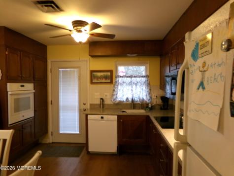 381B Chatham Court Lakewood NJ 08701