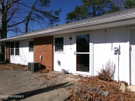 381B Chatham Court Lakewood NJ 08701