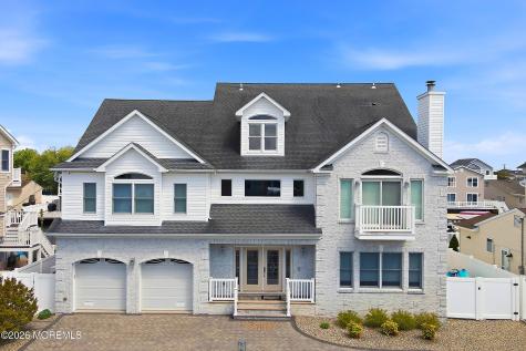 17 Lagoon Drive W Toms River NJ 08753
