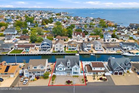 17 Lagoon Drive W Toms River NJ 08753