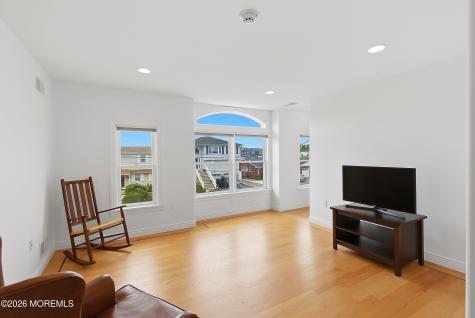 17 Lagoon Drive W Toms River NJ 08753